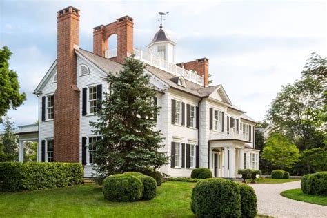 Federal Style New American House With Classical Details