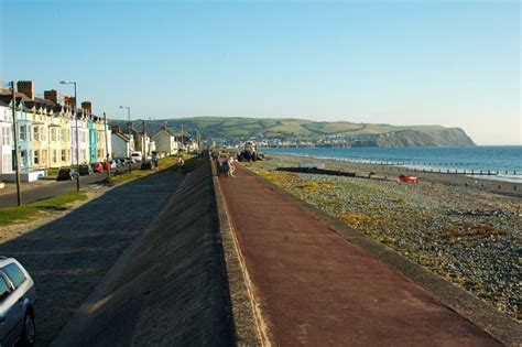 Borth Beach - Photo "Borth " :: British Beaches