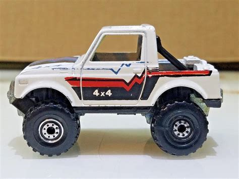 Vintage Mattel Hot Wheels X White Suzuki Samurai With Blue Interior Rare