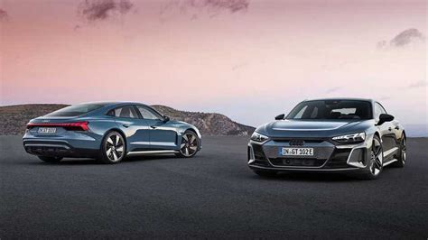 Audi E Tron Gt Quattro Revealed It S Not The Porsche Taycan For The Masses