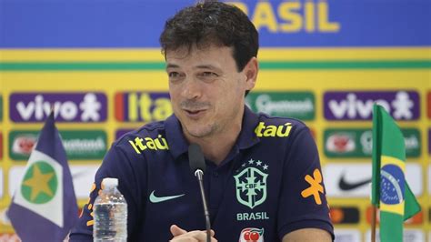 Fernando Diniz divulga convocação da seleção novidades para jogos