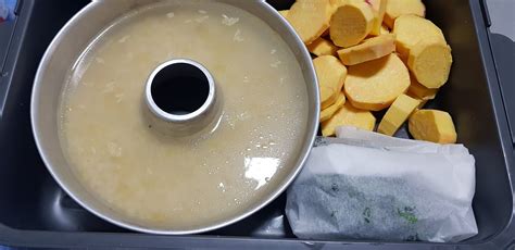 Medalhões De Porco C Manga Arroz E Sopa De Espinafres Cozinhar Em Pirâmide Graça Truques