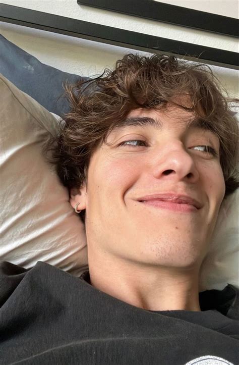 Pin De Gabie Em Now United Pessoas Famosas Fotos De Homens