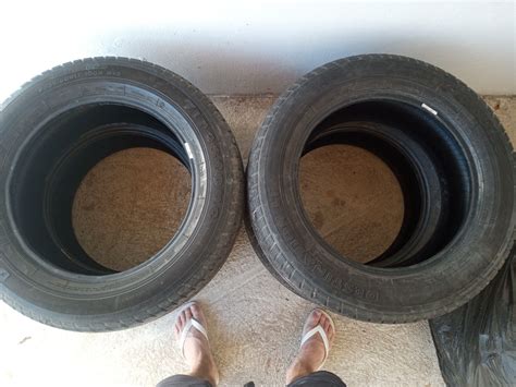 04 Pneus 235 60/R17 | Permuto
