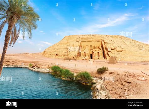 Abu Simbel Temples Stock Photo Alamy