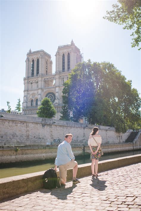 Notre Dame River Bank Proposal Pictours Paris Photography