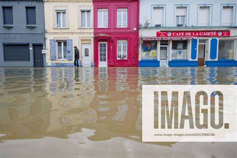 Grosses Inondations Dans Le Pas De Calais Neuville Sous Montreuil