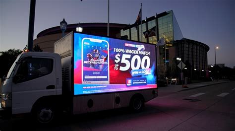 Mobile Billboards | OOH & Outdoor Media | Ad Focus, Inc.