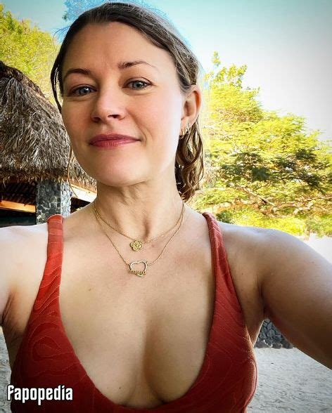 Emilie De Ravin Nude Leaks Photo Fapopedia