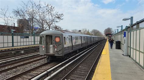 Mta New York City Subway Bedford Park Blvd Bound 1988 89 Kawasaki R68a Ⓑ︎ Train Bypassing