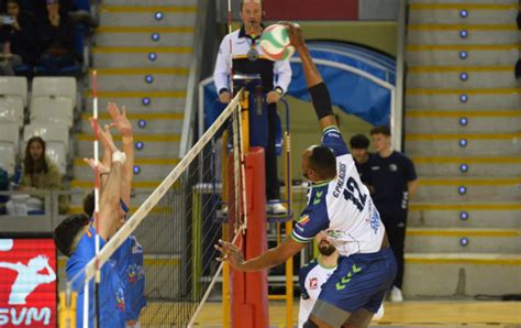 El Voley Palma Se Queda En La Orilla 1 3 General Sports De Ca