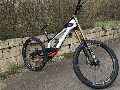 YT Industries Tues CF Pro Race MOB Edition 2018 XL Bikemarkt MTB News De