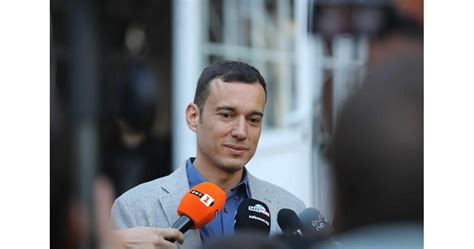 Васил Терзиев няма да прави чистка в Столичната община, но проверява ...
