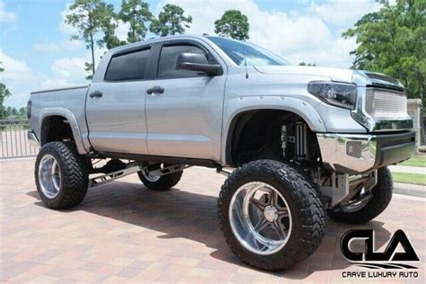 Custom 2014 Toyota Tundra Sema Car Looks Like Its Ready For The