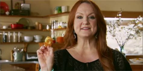 The Pioneer Woman Ree Drummond S Cream Cheese Wontons Are The Perfect Holiday Bite