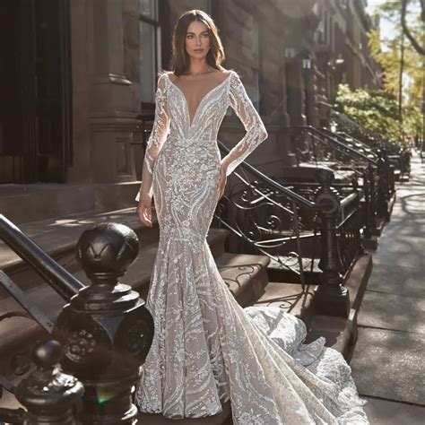 34 Most Beautiful Mermaid Wedding Dresses In Every Style