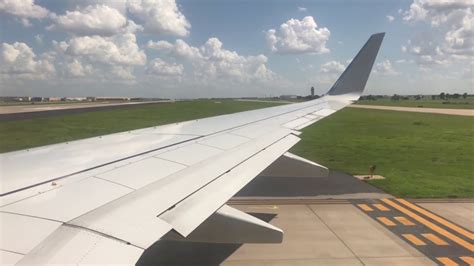 American Airlines Boeing Tulsa Chicago Takeoff And Landing