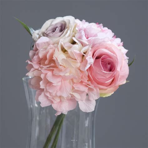 Bouquet de Roses et Hortensias artificielles 4 têtes D 20 cm et H 30 cm