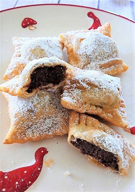 Panzerotti Con Castagnaccio Dolci Tipici Della Lucania La Tavola Di