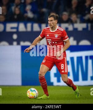 12 11 2022 Gelsenkirchen Leon Goretzka Muenchen Henning Matriciani