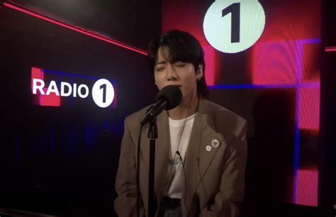 Bts Jung Kook Covers Oasis ‘let There Be Love For Radio 1 Live Lounge