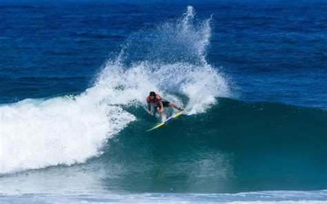 Gabriel Medina é eliminado Ítalo e Dora avançam na WSL em Saquarema