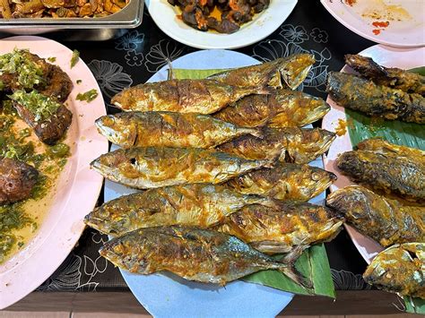 Sentul's Kedai Makan Minang Salero serves probably the best spread of Minang food in the Klang ...