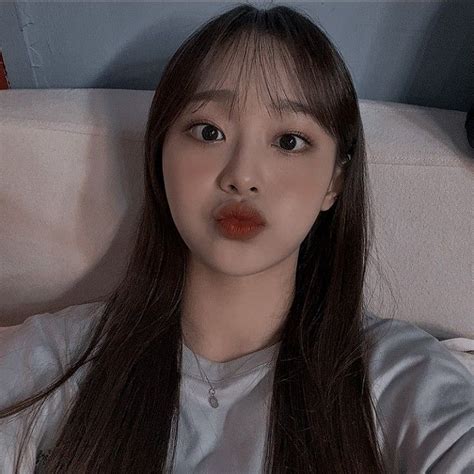 Chuu Aesthetic Icon Loona