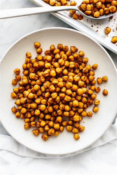 Roasted Chickpeas Downshiftology