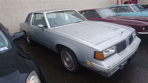 1987 Oldsmobile Cutlass Supreme 2dr Coupe Grey Vin 2g3gm11h7h2306037 Able Auctions