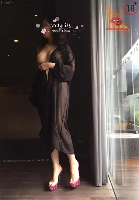 Ngắm cô vợ xinh đẹp của thằng bạn thân Ảnh Sex TaiAnhSex