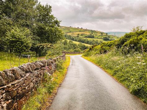 Easy Luds Church Walk From Gradbach Peak District 2025