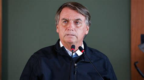 Bolsonaro Diz Que N O Ser Poss Vel Dar Reajuste Para Servidores Em