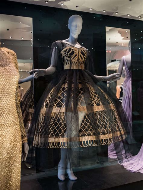 Undressed Les Dessous De La Lingerie Expos S Au Victoria