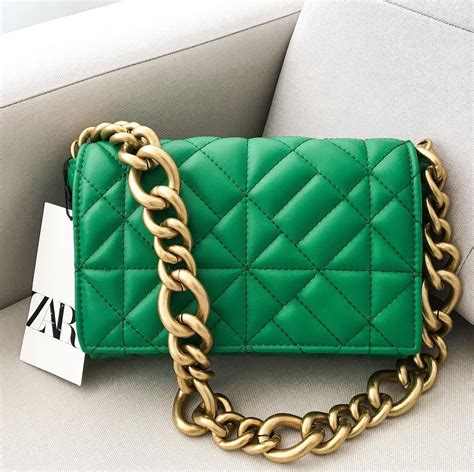 Bolsa Zara De Ombro Verde Acolchoada Saia Feminina Zara Nunca Usado