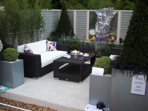 20 Modern Outdoor Furniture For Small Spaces Pimphomee
