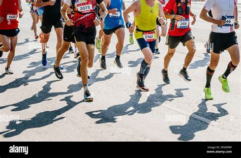 Group Male Runners Athletes Running Marathon Running Apparel Nike