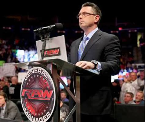 Michael Cole non sarà presente a Raw