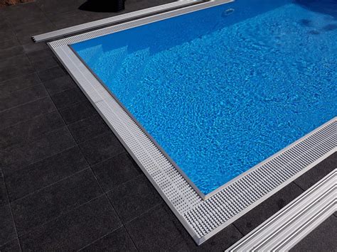 Prelivové bazény | Pooltime