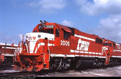 TPW 2005 Toledo Peoria Western EMD GP38 2 At Peoria Illinois By