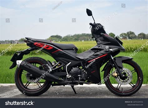 yamaha sniper  images stock  vectors shutterstock
