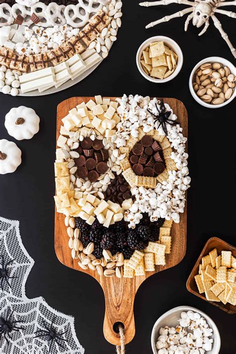 Halloween Platter Ideas | Halloween platter, Easy halloween snacks
