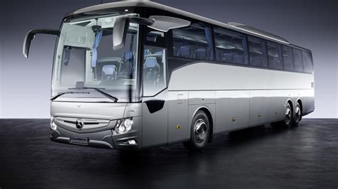 World premiere of the Mercedes-Benz Tourismo RHD: Mercedes-Benz ...