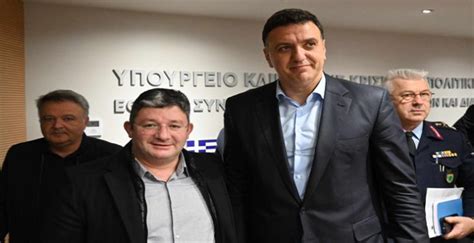 Ευρεία σύσκεψη Κικίλια Χαρδαλιά με τους Δημάρχους Αττικής για πιθανά