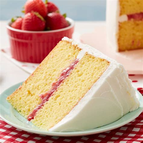 How To Make Strawberry Cake Filling Wilton S Baking Blog Homemade