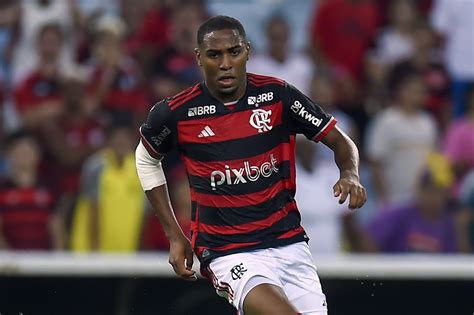 Jogadores De Flamengo Fluminense E Vasco Ramon Menezes Convoca A