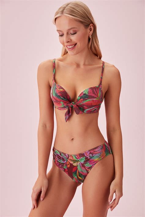 Suwen Önden Bağcıklı Full Dolgulu Bikini Üst Fiyatı Yorumları Trendyol