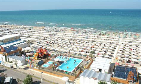 Hotel Riccione Vicino Alla Spiaggia Fronte Mare Hotel Rex Riccione