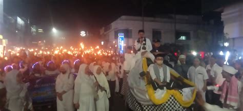 Kecamatan Purwakarta Ramaikan Acara Pawai Obor Dalam Rangka Menyambut