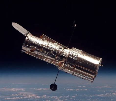 El telescopio Hubble vuelve a registrar problemas de orientación